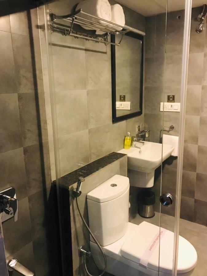 Banzai Rooms นาสิก ภายนอก รูปภาพ